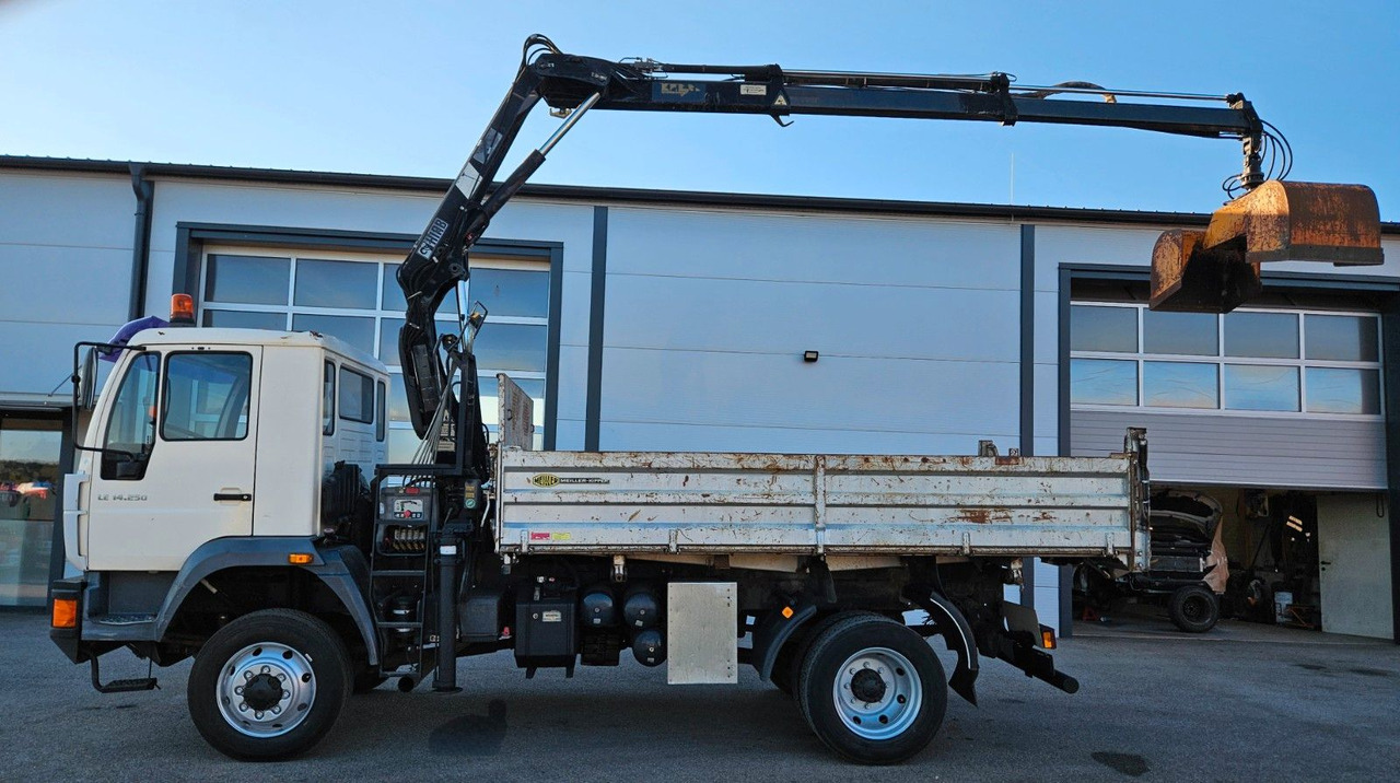 MAN LE 14.250 4x4 HIAB 077BS-2 Kran Greifer - Kipper, Autokran: das Bild 2 MAN LE 14.250 4x4 HIAB 077BS-2 Kran Greifer - Kipper, Autokran: das Bild 2