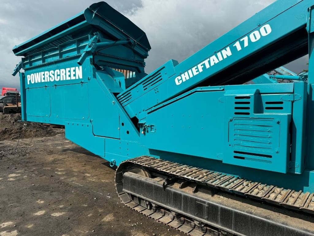 Przesiewacz Powerscreen 1700, 4 Frakcje, 3 Pokłady - Siebmaschine: das Bild 4 Przesiewacz Powerscreen 1700, 4 Frakcje, 3 Pokłady - Siebmaschine: das Bild 4