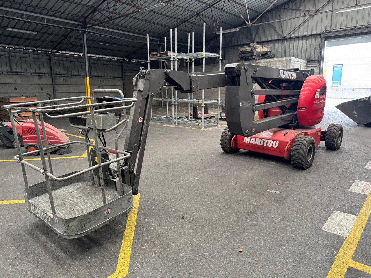 MANITOU AETJ 170 - Gelenkarmbühne: das Bild 2 MANITOU AETJ 170 - Gelenkarmbühne: das Bild 2