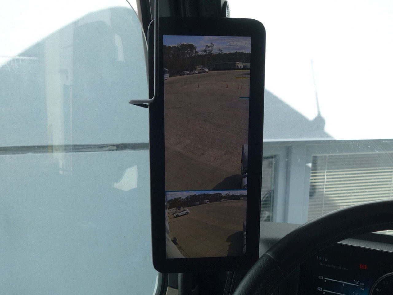 Sattelzugmaschine Mercedes-Benz 1848 MP5 Lsnrl, Giga Space, Camera: das Bild 14 Sattelzugmaschine Mercedes-Benz 1848 MP5 Lsnrl, Giga Space, Camera: das Bild 14