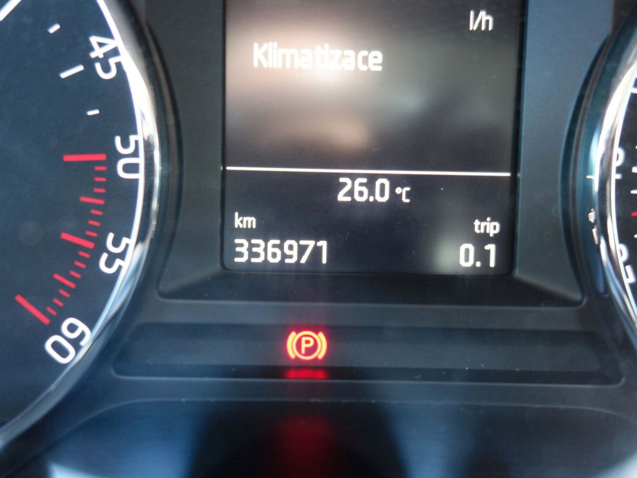 Kombi Škoda Octavia Combi Ambition 1,6 TDI, DSG, Navi, Clima: das Bild 15 Kombi Škoda Octavia Combi Ambition 1,6 TDI, DSG, Navi, Clima: das Bild 15