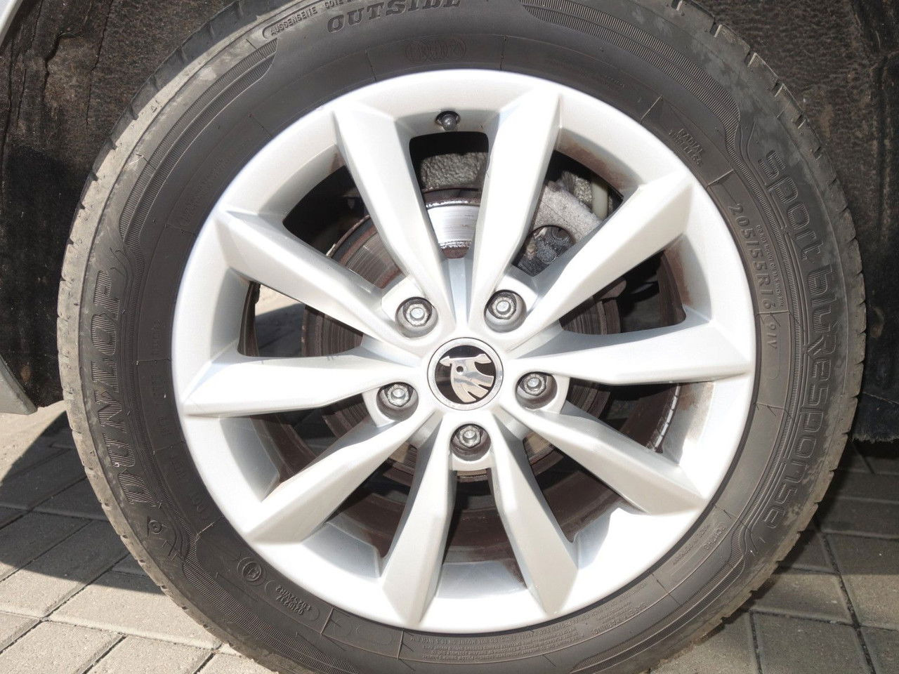 Kombi Škoda Octavia Combi Ambition 1,6 TDI, DSG, Navi, Clima: das Bild 18 Kombi Škoda Octavia Combi Ambition 1,6 TDI, DSG, Navi, Clima: das Bild 18