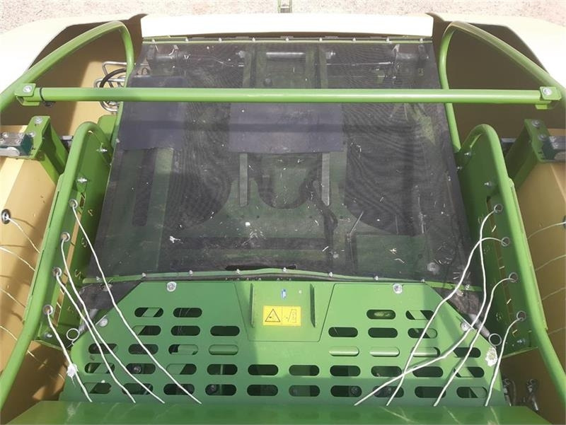 Packenpresse Krone Big Pack 1290 HDP II XC m. Balecollect 1230: das Bild 16 Packenpresse Krone Big Pack 1290 HDP II XC m. Balecollect 1230: das Bild 16