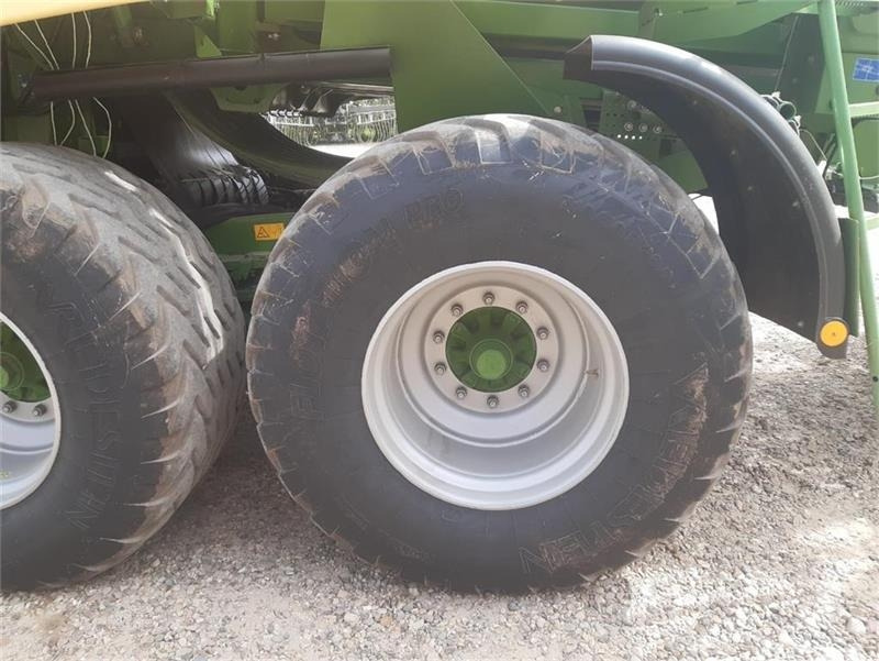 Packenpresse Krone Big Pack 1290 HDP II XC m. Balecollect 1230: das Bild 13 Packenpresse Krone Big Pack 1290 HDP II XC m. Balecollect 1230: das Bild 13