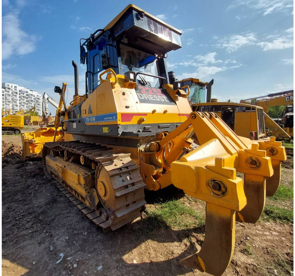 DRESSTA NORTH AMERICA TD-15M - Bulldozer/ Planierraupe: das Bild 4 DRESSTA NORTH AMERICA TD-15M - Bulldozer/ Planierraupe: das Bild 4