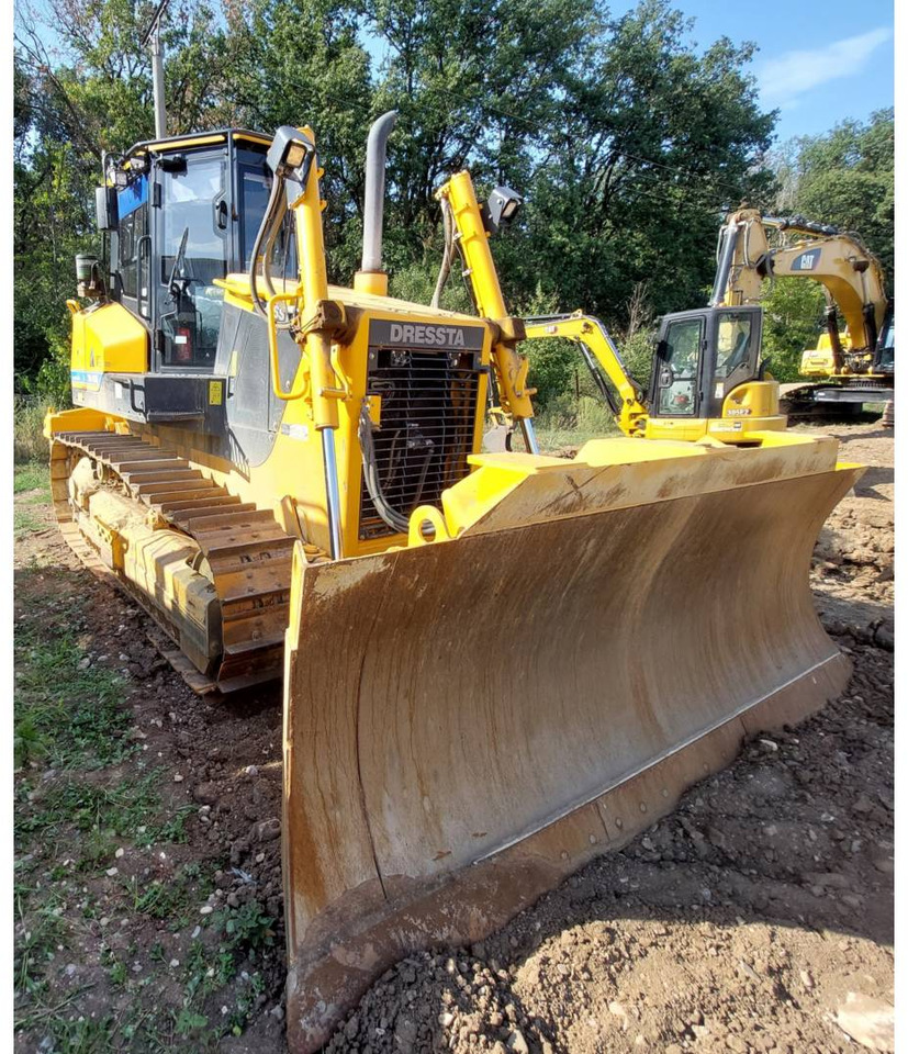 DRESSTA NORTH AMERICA TD-15M - Bulldozer/ Planierraupe: das Bild 2 DRESSTA NORTH AMERICA TD-15M - Bulldozer/ Planierraupe: das Bild 2