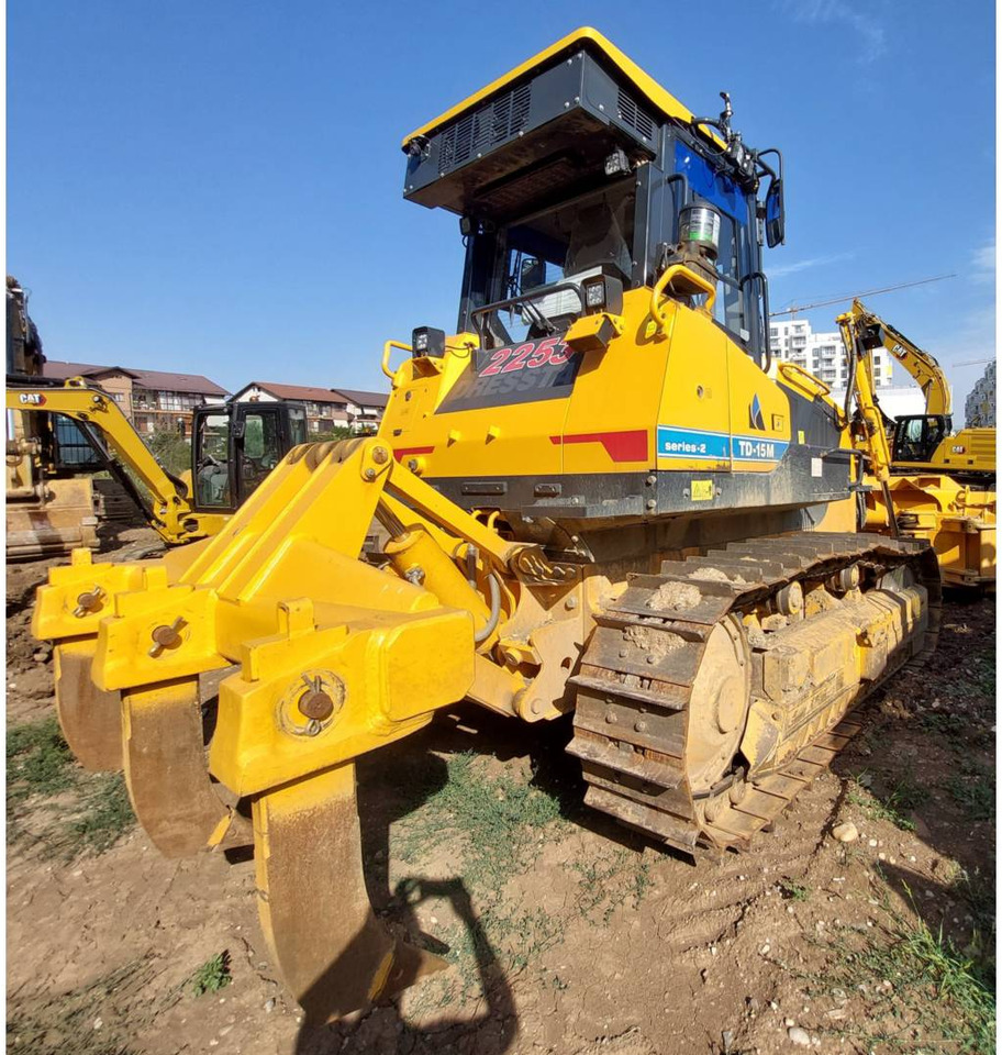 DRESSTA NORTH AMERICA TD-15M - Bulldozer/ Planierraupe: das Bild 3 DRESSTA NORTH AMERICA TD-15M - Bulldozer/ Planierraupe: das Bild 3