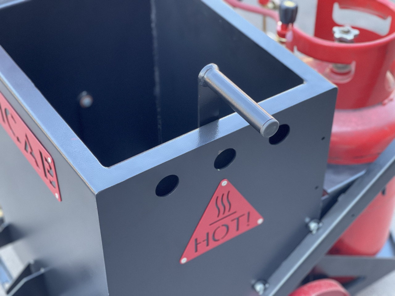 TICAB Mini Crack Sealing Machine , Hand Push Crack Fill Machine, Manufacturer - Bitumenspritzmaschine: das Bild 4 TICAB Mini Crack Sealing Machine , Hand Push Crack Fill Machine, Manufacturer - Bitumenspritzmaschine: das Bild 4