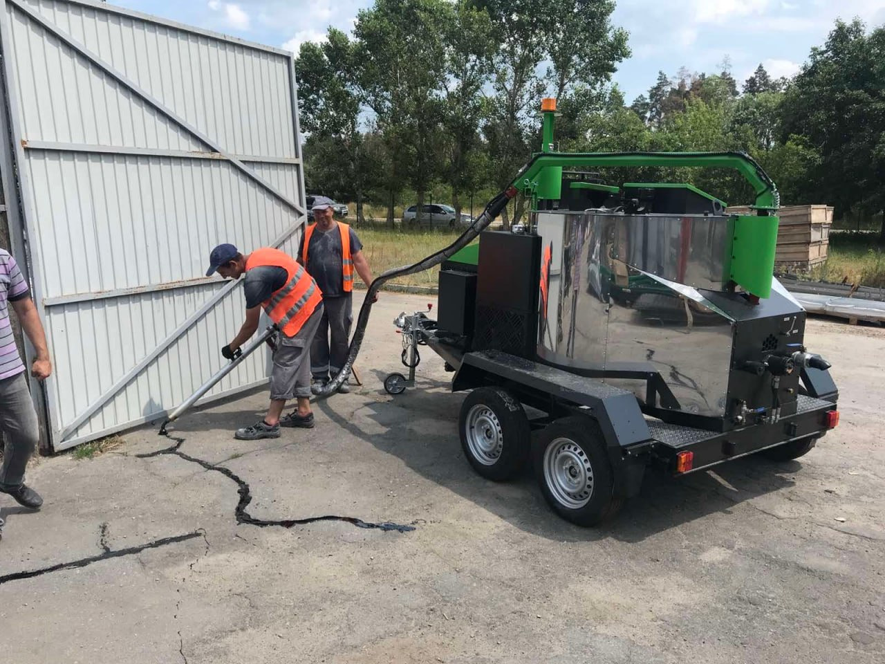 TICAB Сrack Sealing Machine, Asphalt Crack Fill Machine, 500 L, Manufacturer, mašīna asfalta šuvju un plaisu aizpildīšanai BPM-500 - Straßenbaumaschine: das Bild 5 TICAB Сrack Sealing Machine, Asphalt Crack Fill Machine, 500 L, Manufacturer, mašīna asfalta šuvju un plaisu aizpildīšanai BPM-500 - Straßenbaumaschine: das Bild 5
