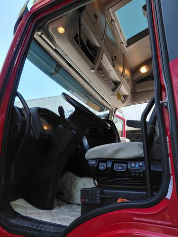 Plane LKW Iveco 260S42 Stralis, 6x2, Retarder, Euro 6, 7.80m box: das Bild 15