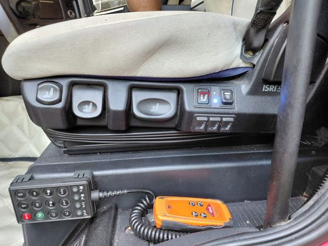 Plane LKW Iveco 260S42 Stralis, 6x2, Retarder, Euro 6, 7.80m box: das Bild 19