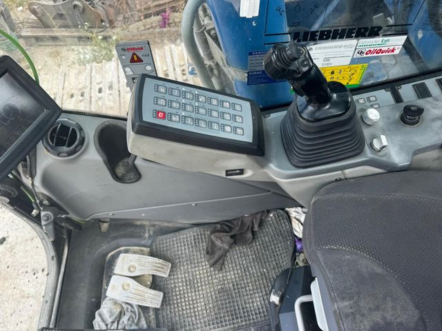 Kettenbagger Liebherr R926 LC Litronic, Oil Quick Liebherr R926 LC Litronic, Oil Quick: das Bild 12 Kettenbagger Liebherr R926 LC Litronic, Oil Quick Liebherr R926 LC Litronic, Oil Quick: das Bild 12