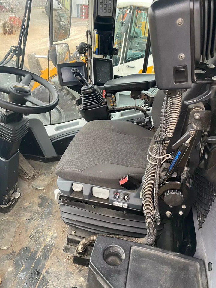 2017 Liebherr L 580 - Radlader: das Bild 5 2017 Liebherr L 580 - Radlader: das Bild 5