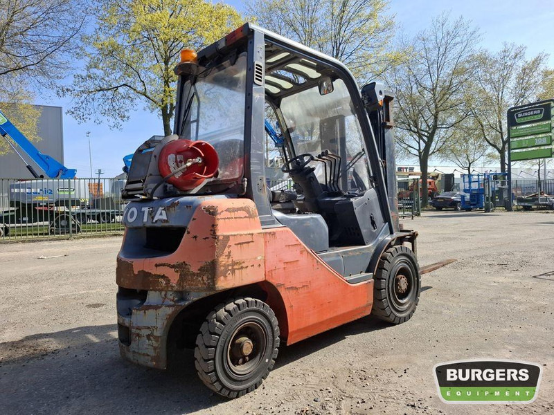 Toyota 02-8FGF20 - Treibgasstapler: das Bild 3 Toyota 02-8FGF20 - Treibgasstapler: das Bild 3