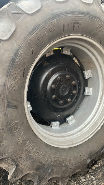 Case Felga 38" , case Felga 38 cali , 580/70 r38 - Felge für Landmaschine: das Bild 3 Case Felga 38" , case Felga 38 cali , 580/70 r38 - Felge für Landmaschine: das Bild 3