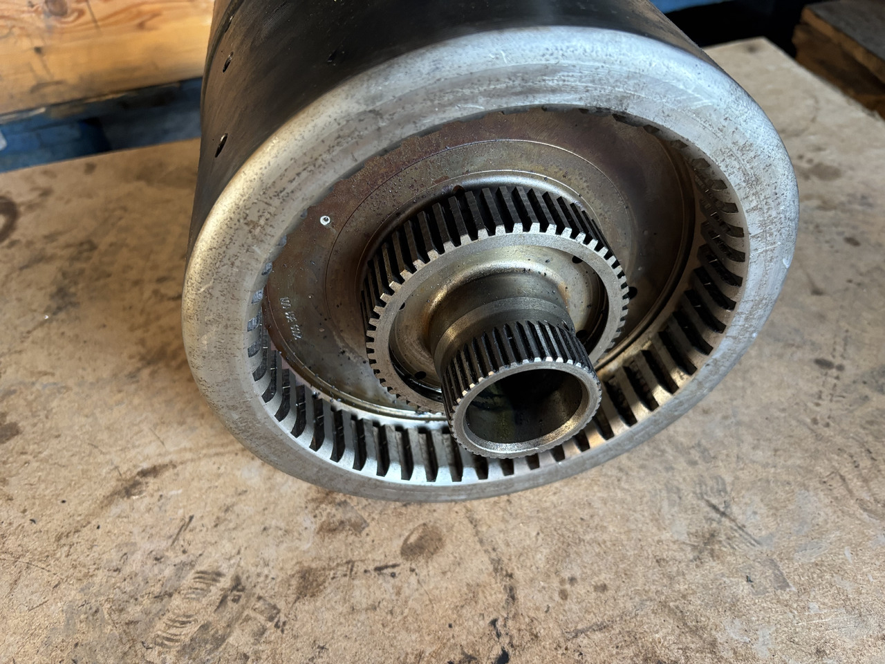 Claas AXION 830 CMATIC Dzwon Sprzęgła Koło Zębate 0011658030 0011658130 0011658230 - Kupplung und Teile für Landmaschine: das Bild 3 Claas AXION 830 CMATIC Dzwon Sprzęgła Koło Zębate 0011658030 0011658130 0011658230 - Kupplung und Teile für Landmaschine: das Bild 3