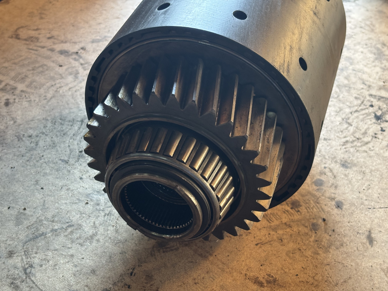 Claas AXION 830 CMATIC Dzwon Sprzęgła Koło Zębate 0011658820 0011658740 0011658920 - Kupplung und Teile für Landmaschine: das Bild 3 Claas AXION 830 CMATIC Dzwon Sprzęgła Koło Zębate 0011658820 0011658740 0011658920 - Kupplung und Teile für Landmaschine: das Bild 3