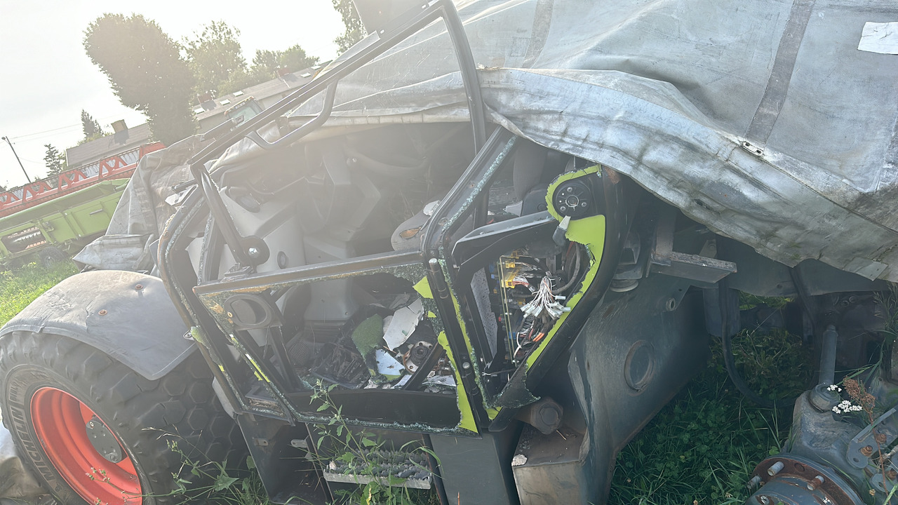 Claas Scorpion 732 części zwolnica zwrotnica Piasta koła most silnik skrzynia kabina inne - Achsschenkel für Landmaschine: das Bild 2 Claas Scorpion 732 części zwolnica zwrotnica Piasta koła most silnik skrzynia kabina inne - Achsschenkel für Landmaschine: das Bild 2