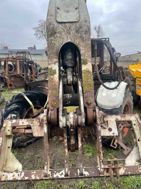 Claas k50 zwolnica zwrotnica skrzynia ramię teleskop inne części - Achsschenkel für Landmaschine: das Bild 3 Claas k50 zwolnica zwrotnica skrzynia ramię teleskop inne części - Achsschenkel für Landmaschine: das Bild 3