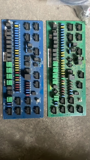 Claas lexion płyta bezpieczników 0016702.0 - Sicherung für Mähdrescher: das Bild 3 Claas lexion płyta bezpieczników 0016702.0 - Sicherung für Mähdrescher: das Bild 3