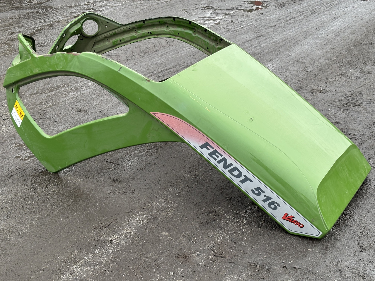 Fendt 516 Vario Maska - Motorhaube für Landmaschine: das Bild 1 Fendt 516 Vario Maska - Motorhaube für Landmaschine: das Bild 1