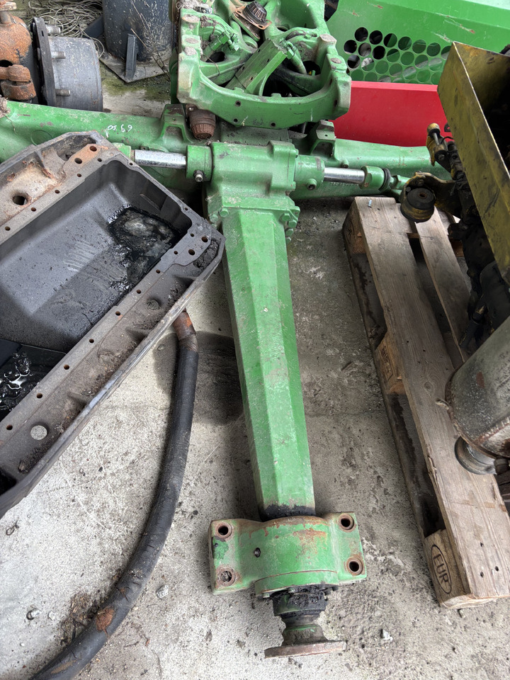 John Deere 6930 Obudowa Korpus Przedniego Mostu Pochwa L213495 L206438 L213495 L113662 L219555 - Achse und Teile für Landmaschine: das Bild 1 John Deere 6930 Obudowa Korpus Przedniego Mostu Pochwa L213495 L206438 L213495 L113662 L219555 - Achse und Teile für Landmaschine: das Bild 1
