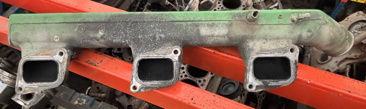 John Deere 8210 Kolektor Dolotowy R503413 R116727 - Ansaugkrümmer für Landmaschine: das Bild 2 John Deere 8210 Kolektor Dolotowy R503413 R116727 - Ansaugkrümmer für Landmaschine: das Bild 2