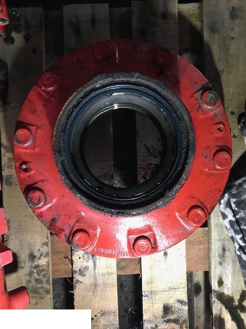 Piasta - Clark Hurth 17706001629 - Manitou - Radnabe/-lagerung für Landmaschine: das Bild 1 Piasta - Clark Hurth 17706001629 - Manitou - Radnabe/-lagerung für Landmaschine: das Bild 1