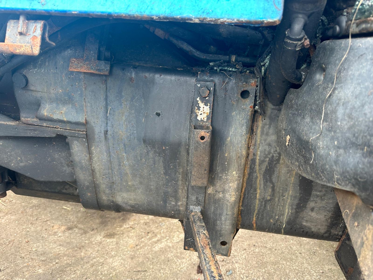 Valtra 8150 8150-4 - cała na części - Traktor: das Bild 2 Valtra 8150 8150-4 - cała na części - Traktor: das Bild 2