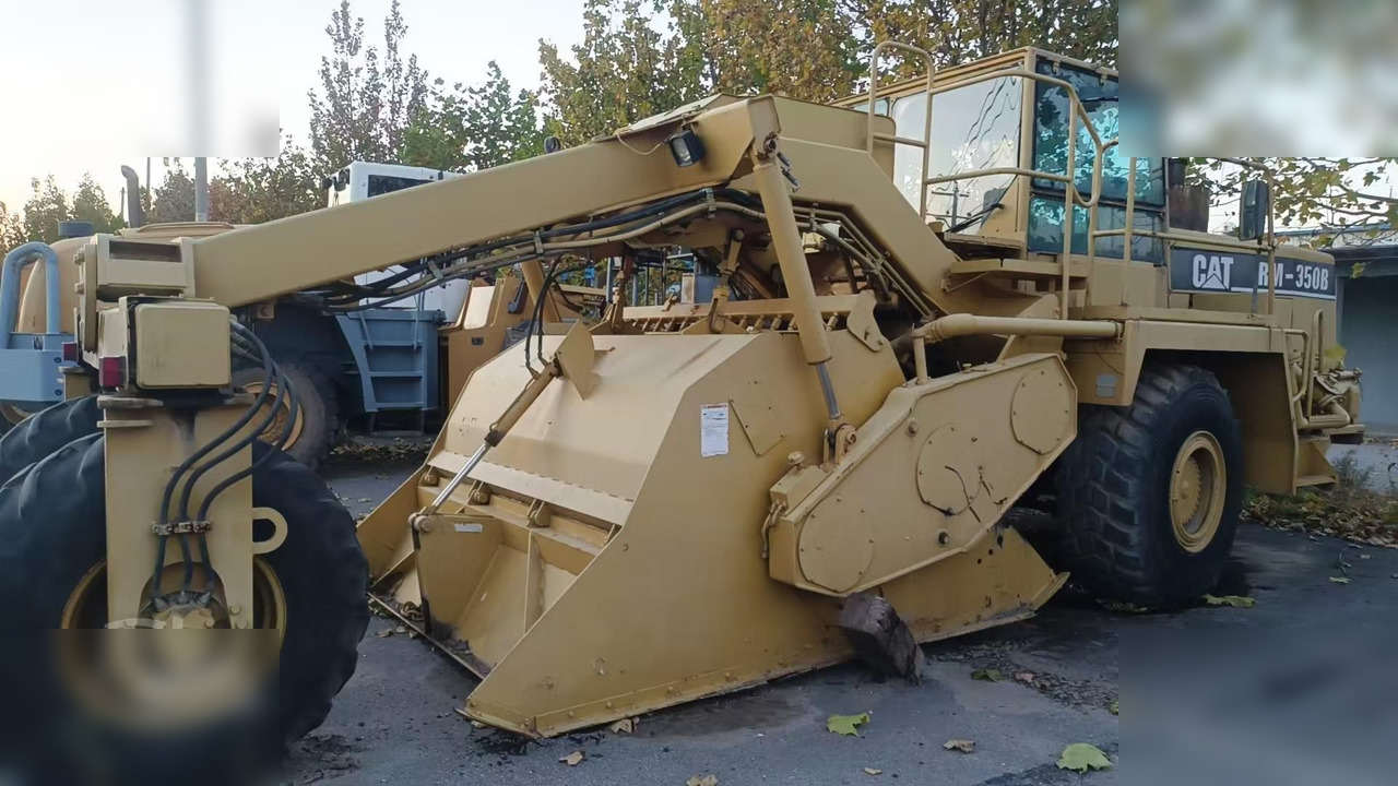1998 CATERPILLAR RM-350B - Bodenstabilisierer: das Bild 2 1998 CATERPILLAR RM-350B - Bodenstabilisierer: das Bild 2