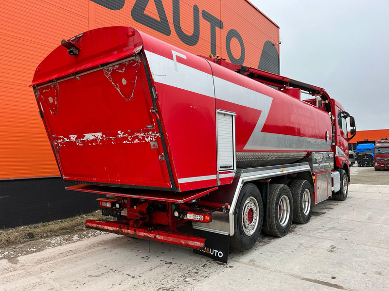 Volvo FH 500 8x4*4 KORP&SON TANK10000 + 10500 l / VACUUM Vacustar W1600R / PRESSURE Uraca KF716 - 350 l/min - 170 bar - Saug-/ Spülfahrzeug: das Bild 5 Volvo FH 500 8x4*4 KORP&SON TANK10000 + 10500 l / VACUUM Vacustar W1600R / PRESSURE Uraca KF716 - 350 l/min - 170 bar - Saug-/ Spülfahrzeug: das Bild 5