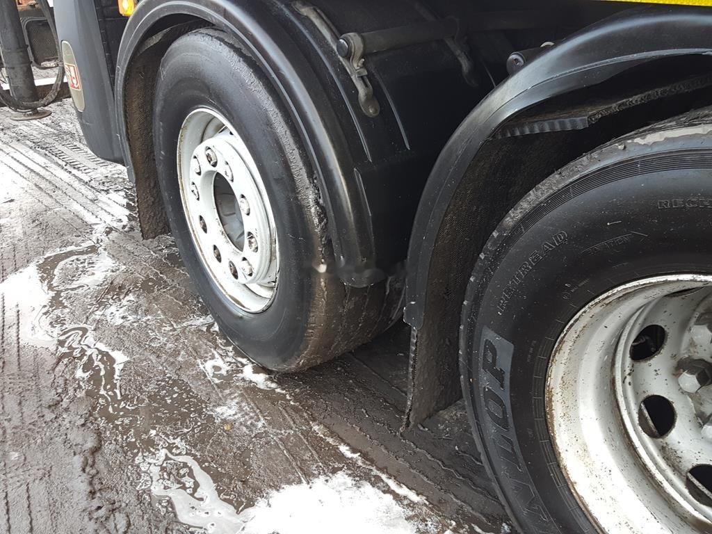 Volvo FM 380 6X2 + hiab 144 BS 2 HI DUO - Plane LKW, Autokran: das Bild 2 Volvo FM 380 6X2 + hiab 144 BS 2 HI DUO - Plane LKW, Autokran: das Bild 2