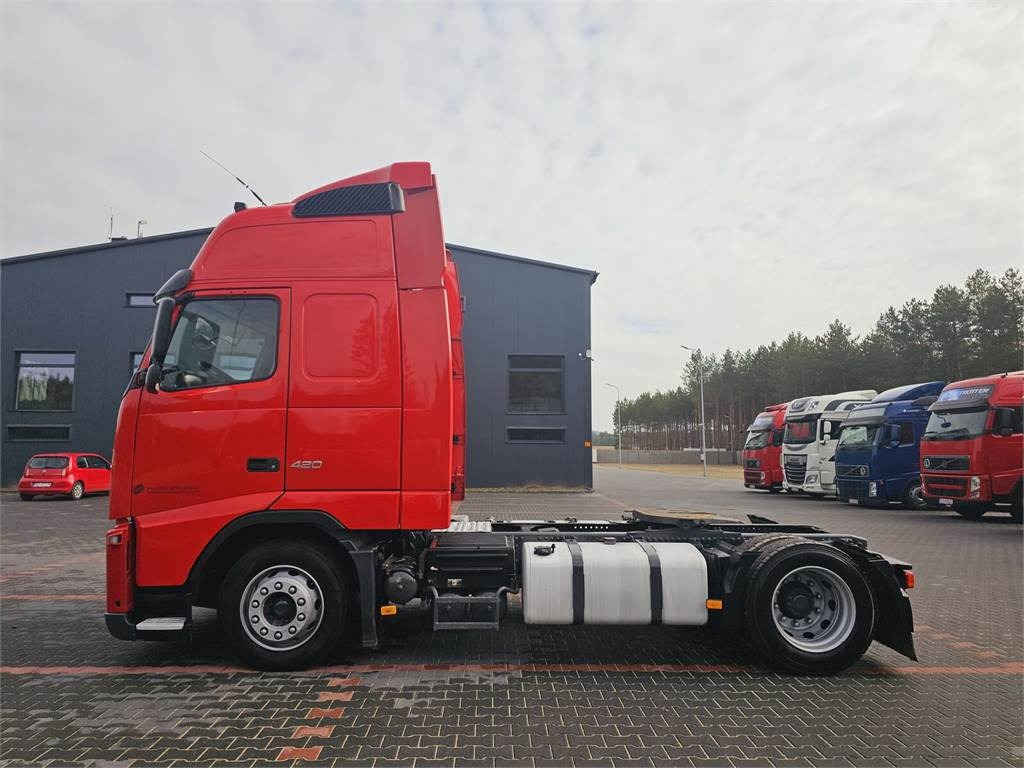 Volvo FH13 XXL EURO 5 2011 + KRONE MEGA RAISE - Sattelzugmaschine: das Bild 5 Volvo FH13 XXL EURO 5 2011 + KRONE MEGA RAISE - Sattelzugmaschine: das Bild 5
