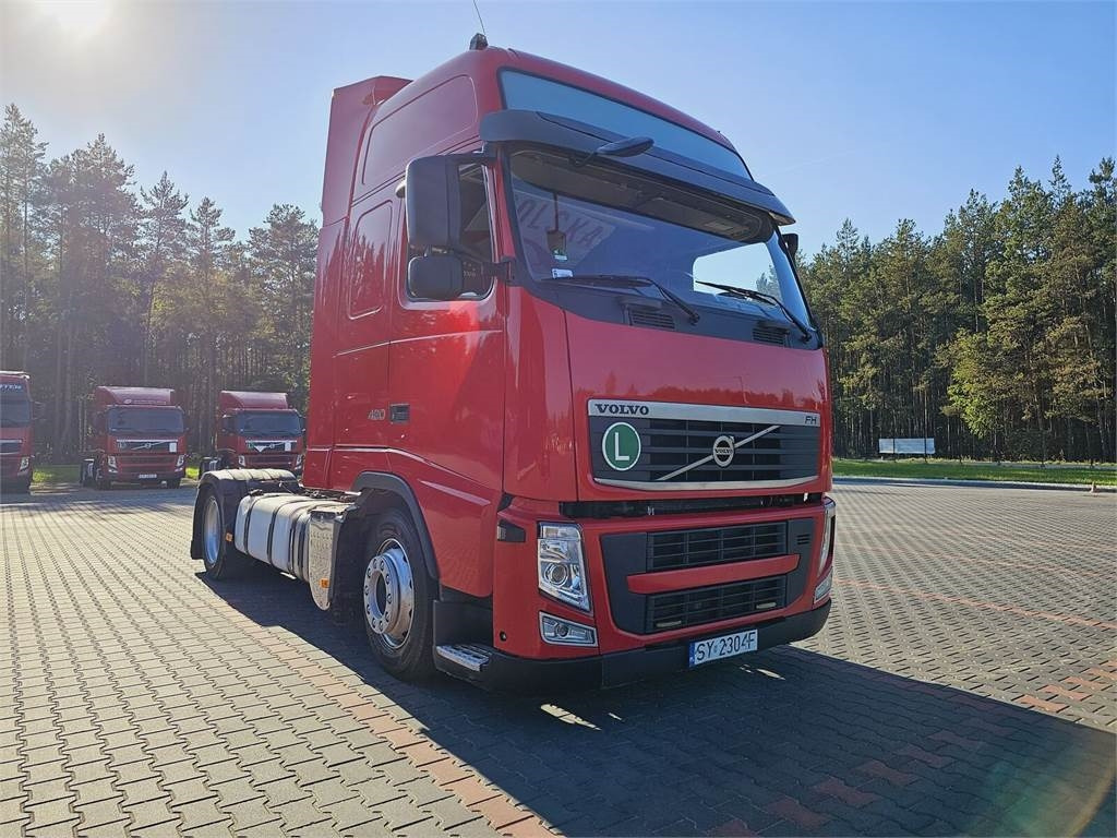 Volvo FH13 XXL MANUAL 420 EURO 5 2011 r MEGA LOW DECK - Sattelzugmaschine: das Bild 1 Volvo FH13 XXL MANUAL 420 EURO 5 2011 r MEGA LOW DECK - Sattelzugmaschine: das Bild 1
