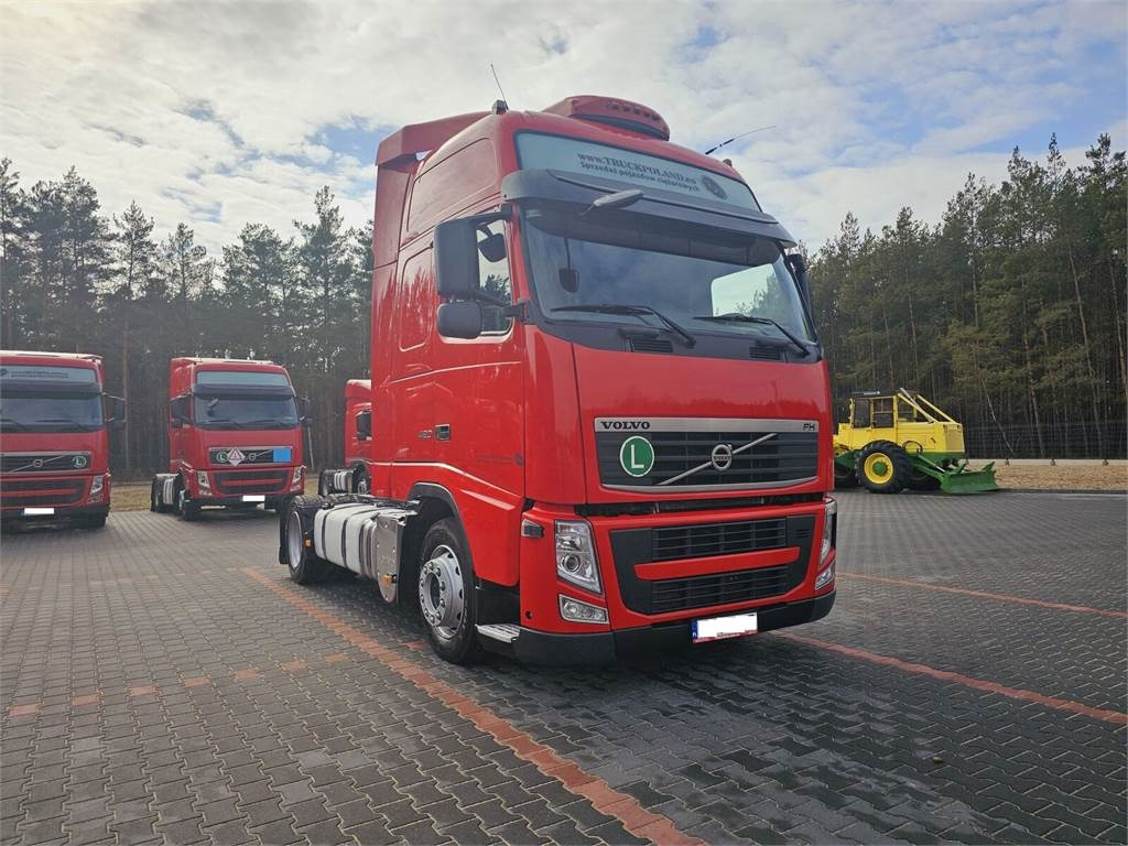 Volvo FH13 XXL NEW TIRES MANUAL 420 EURO 5 2011 - Sattelzugmaschine: das Bild 1 Volvo FH13 XXL NEW TIRES MANUAL 420 EURO 5 2011 - Sattelzugmaschine: das Bild 1