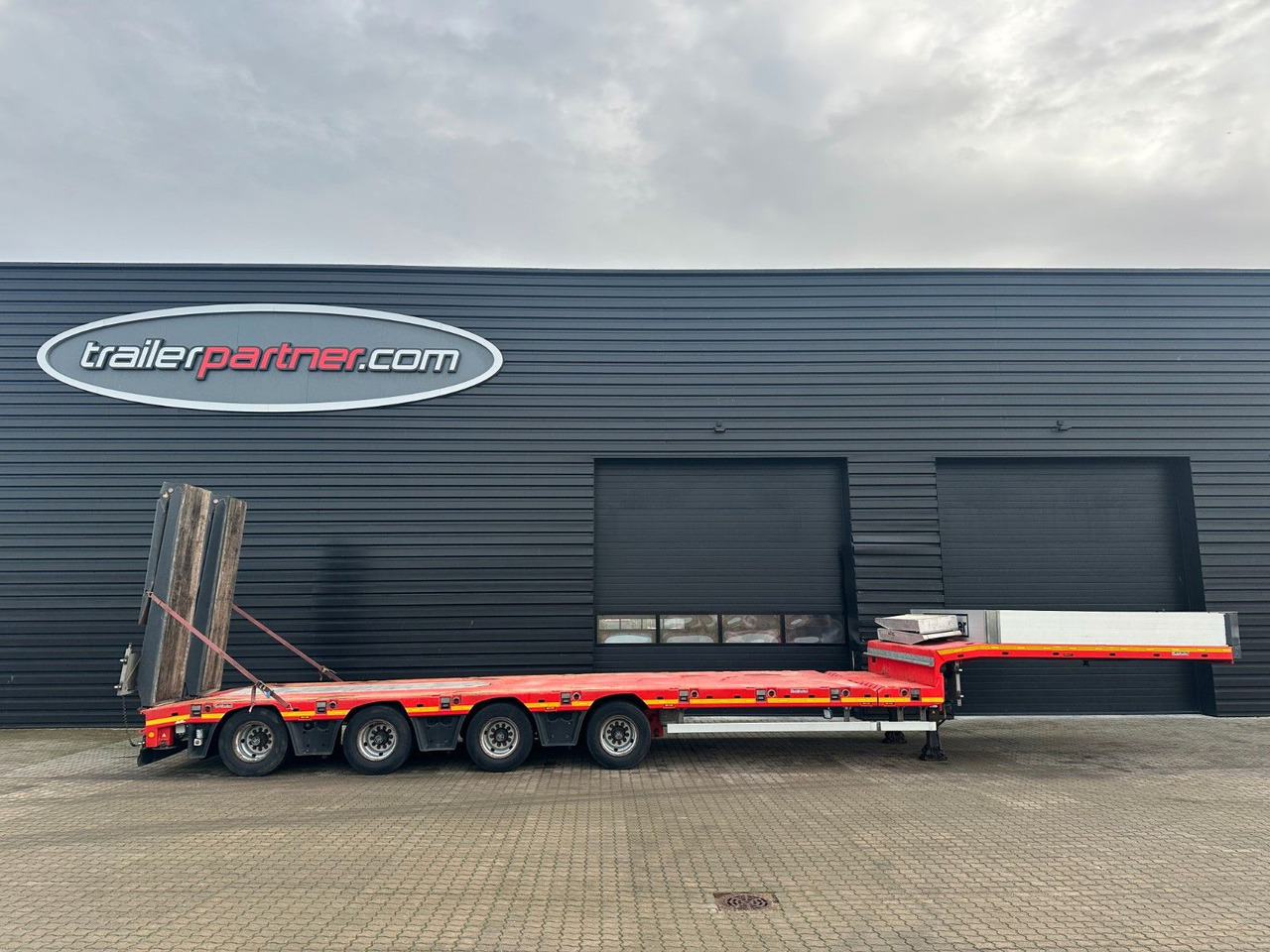 Goldhofer Stepstar 4 achs tieflader / Ausziehbar - Tieflader Auflieger: das Bild 1 Goldhofer Stepstar 4 achs tieflader / Ausziehbar - Tieflader Auflieger: das Bild 1