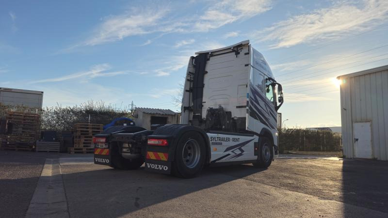 Volvo FH 500 AERO Globetrotter XXL (Location / Rent) - Sattelzugmaschine: das Bild 4 Volvo FH 500 AERO Globetrotter XXL (Location / Rent) - Sattelzugmaschine: das Bild 4