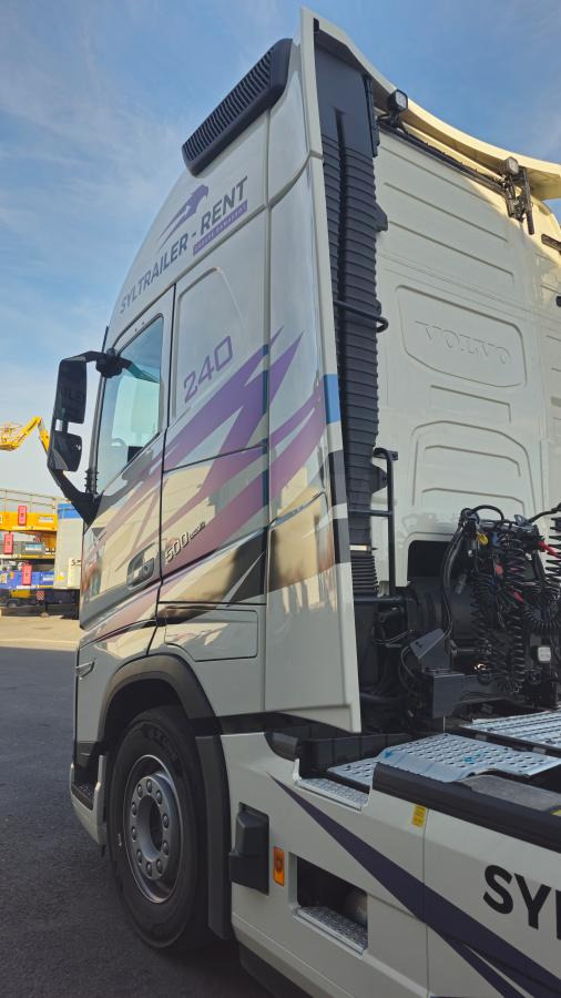 Volvo FH 500 Globetrotter XXL (Location / Rent) - Sattelzugmaschine: das Bild 4 Volvo FH 500 Globetrotter XXL (Location / Rent) - Sattelzugmaschine: das Bild 4