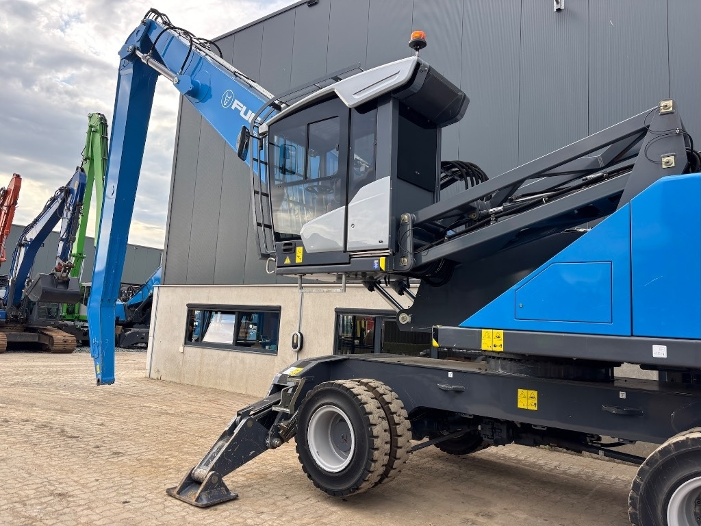 Fuchs MHL 350 F - MHL350F - MHL350 - Umschlagbagger: das Bild 5 Fuchs MHL 350 F - MHL350F - MHL350 - Umschlagbagger: das Bild 5