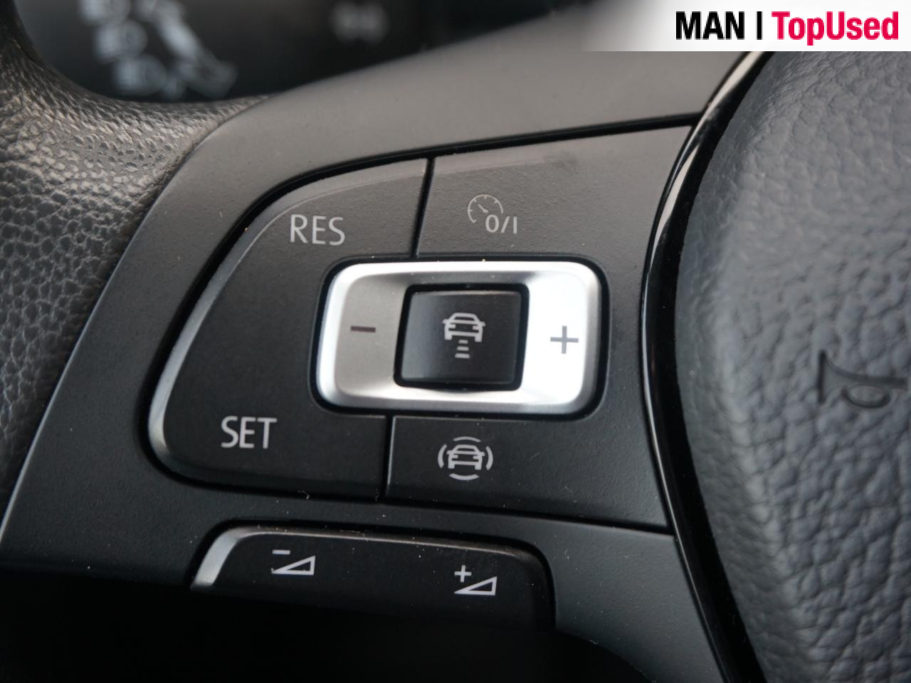 VOLKSWAGEN Crafter 35 2.0 TDI VA Indium Grey L4H3 - Kastenwagen: das Bild 2 VOLKSWAGEN Crafter 35 2.0 TDI VA Indium Grey L4H3 - Kastenwagen: das Bild 2