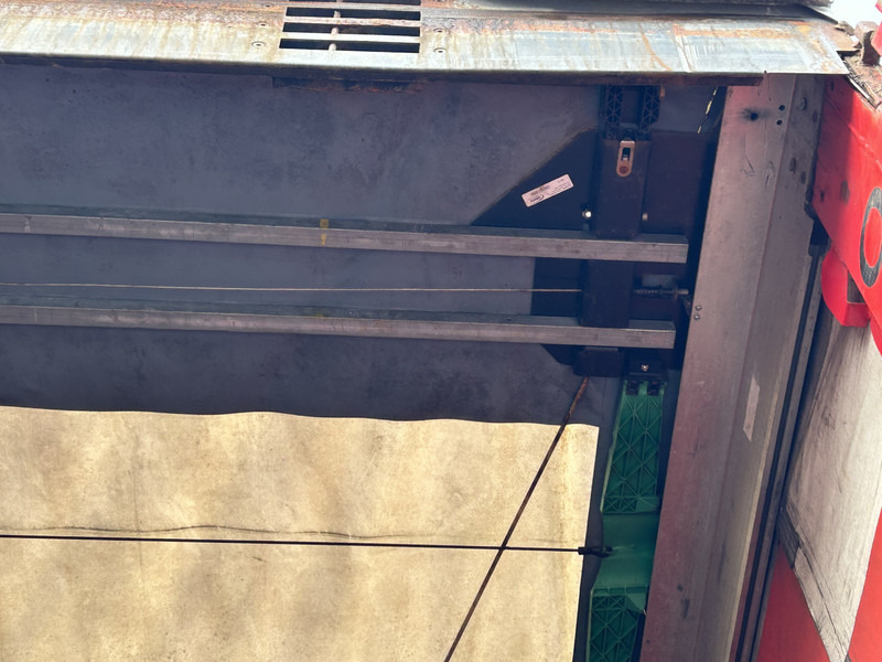 Krone Profi Liner / Mega / Curtainside / BPW Drum / NL Trailer - Koffer Auflieger: das Bild 4 Krone Profi Liner / Mega / Curtainside / BPW Drum / NL Trailer - Koffer Auflieger: das Bild 4