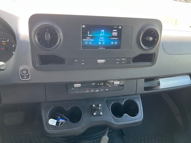 Kleintransporter Mercedes-Benz Sprinter 311 / 2.2 CDI Euro 6D / L3 H2 / Automatic / APK-TUV 02-26: das Bild 9