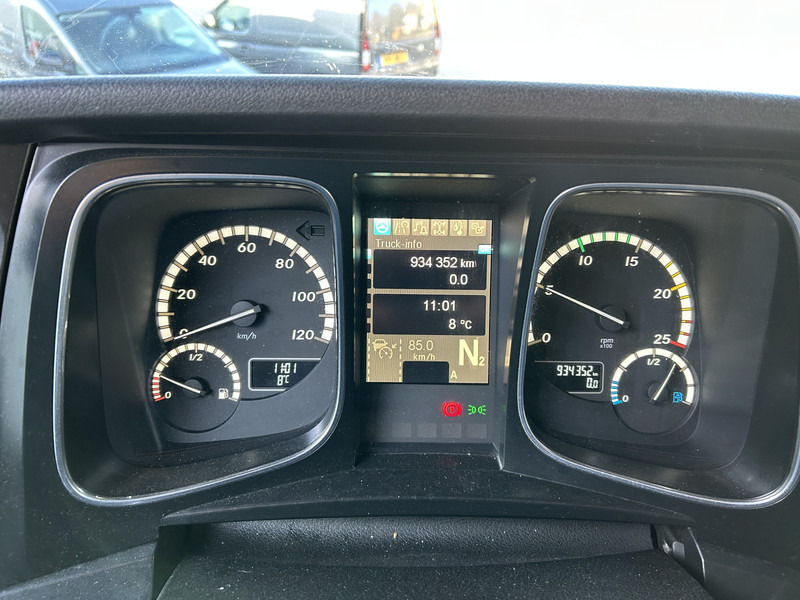 Mercedes-Benz Actros 1842 LS Streamspace / 934 dkm / NL Truck / APK TUV 03-26 - Sattelzugmaschine: das Bild 4 Mercedes-Benz Actros 1842 LS Streamspace / 934 dkm / NL Truck / APK TUV 03-26 - Sattelzugmaschine: das Bild 4