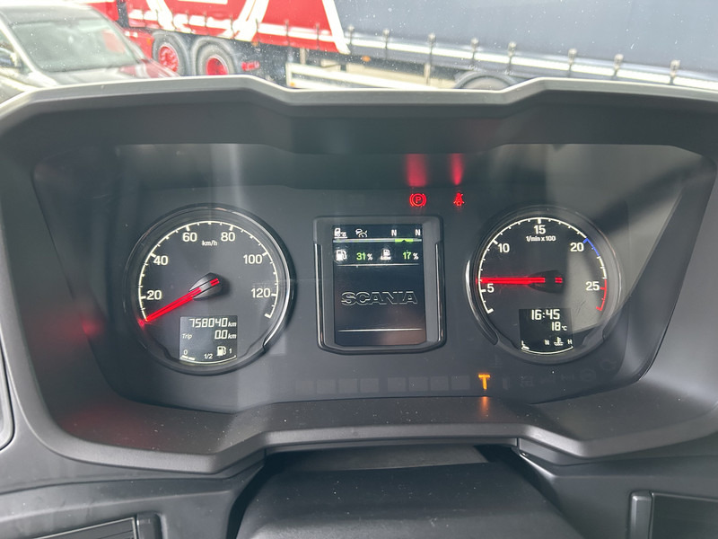 Scania R450 Highline / Retarder / 758 dkm / APK TUV 03-26 - Sattelzugmaschine: das Bild 4 Scania R450 Highline / Retarder / 758 dkm / APK TUV 03-26 - Sattelzugmaschine: das Bild 4