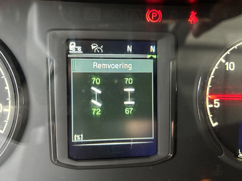 Scania R450 Highline / Retarder / 758 dkm / APK TUV 03-26 - Sattelzugmaschine: das Bild 5 Scania R450 Highline / Retarder / 758 dkm / APK TUV 03-26 - Sattelzugmaschine: das Bild 5