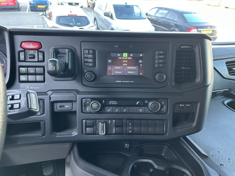 Scania R450 Highline / Retarder / 770 dkm / APK TUV 03-26 - Sattelzugmaschine: das Bild 5 Scania R450 Highline / Retarder / 770 dkm / APK TUV 03-26 - Sattelzugmaschine: das Bild 5