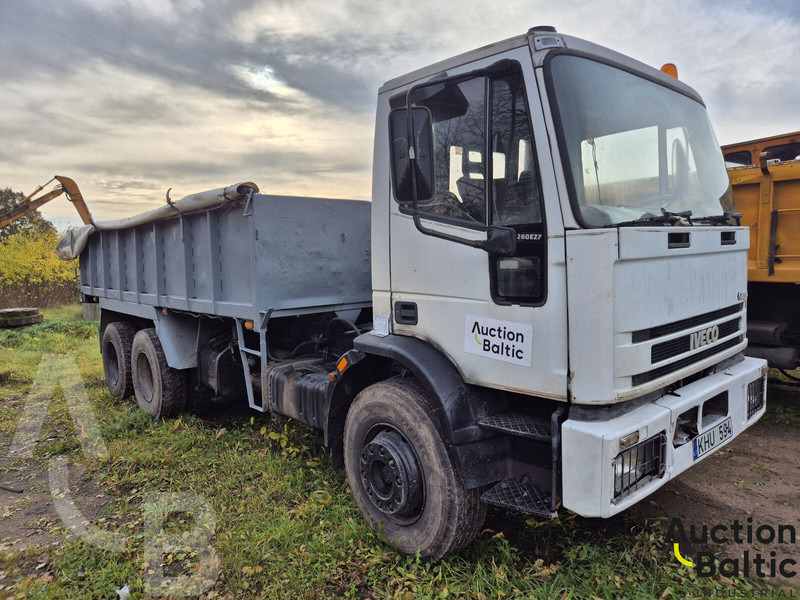 Iveco 260 E27 - Kipper: das Bild 2 Iveco 260 E27 - Kipper: das Bild 2