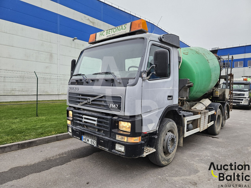 Volvo FM12 - Betonmischer LKW: das Bild 1 Volvo FM12 - Betonmischer LKW: das Bild 1