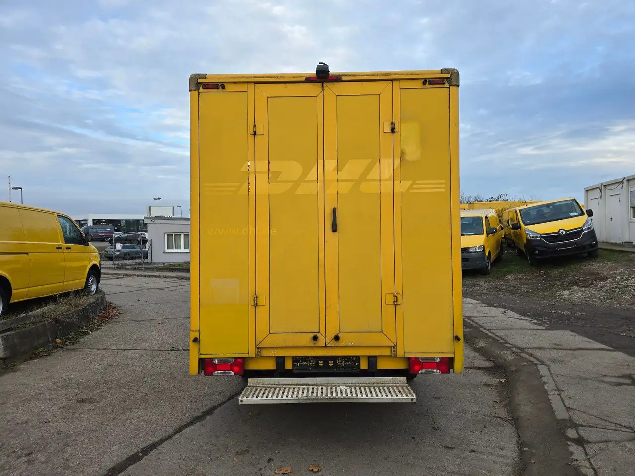 Iveco /Regalsystem/Luftfeder/KURZ/1. Hand - PKW: das Bild 5 Iveco /Regalsystem/Luftfeder/KURZ/1. Hand - PKW: das Bild 5