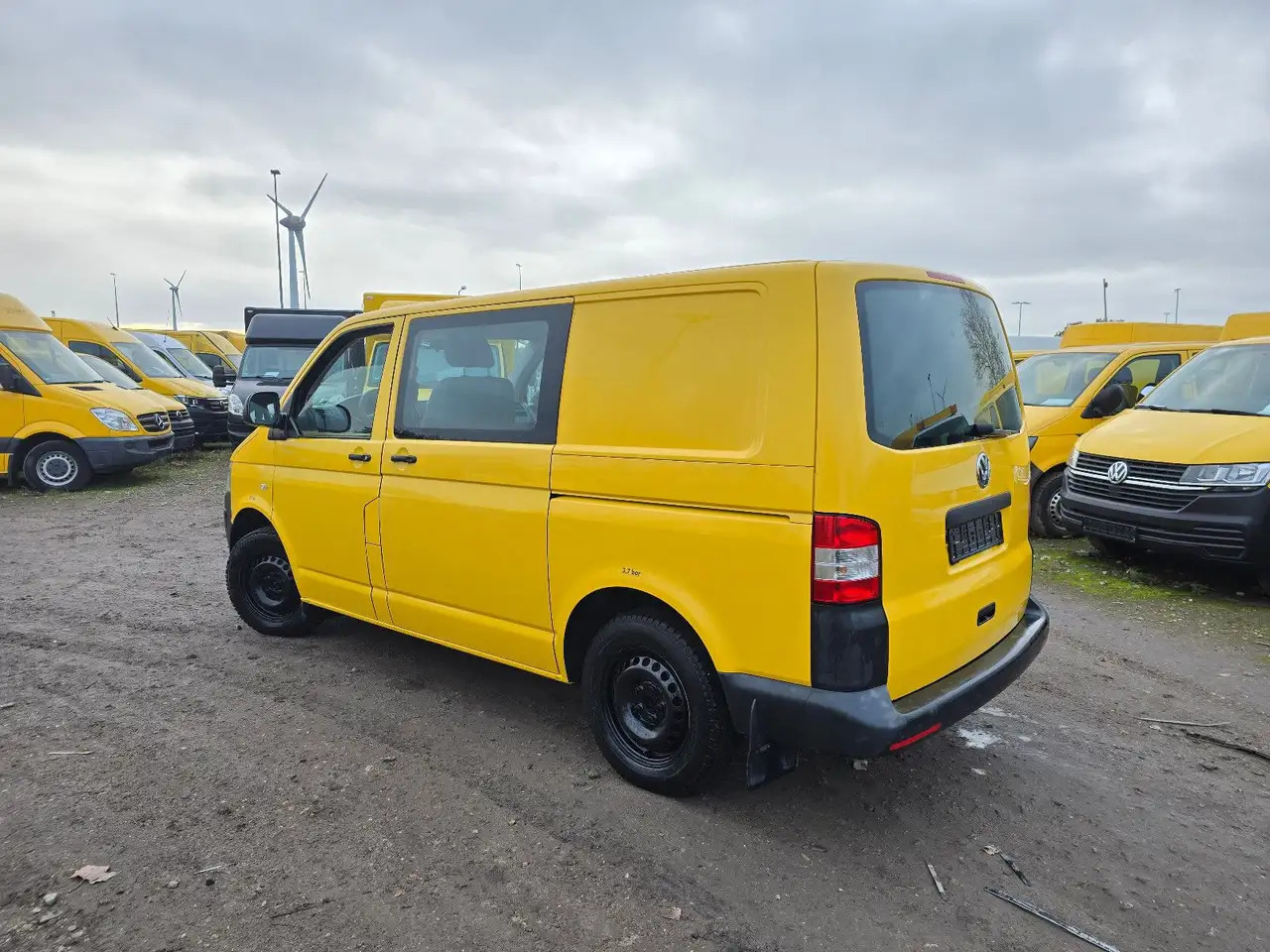 Volkswagen T5 Transporter/2.0 TDI/EU5/1.Hand/5-Sitze - Kastenwagen: das Bild 5 Volkswagen T5 Transporter/2.0 TDI/EU5/1.Hand/5-Sitze - Kastenwagen: das Bild 5